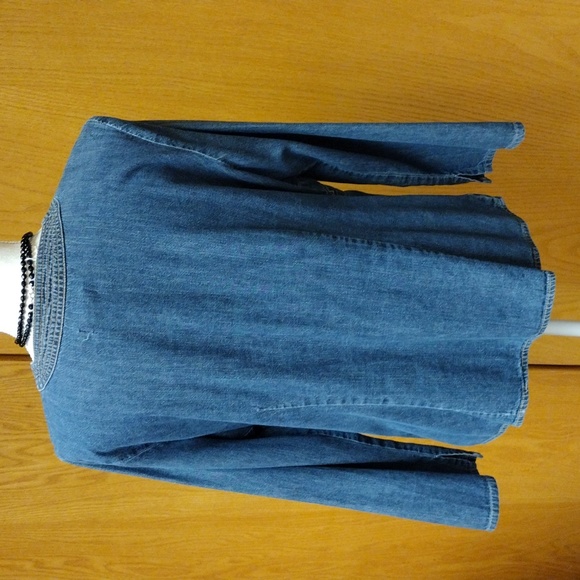 CUTE Old Navy Sz Xl Denim Pullover Top... - Picture 5 of 8